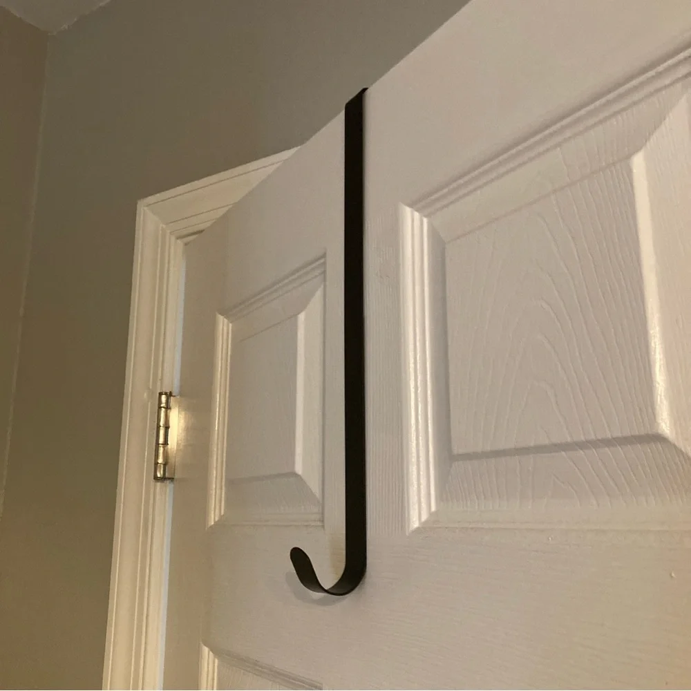 4/$10 - NEW Black Wreath Hanger Hook